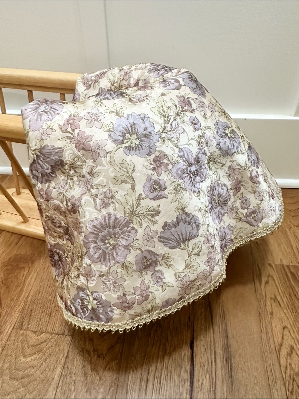 Vintage Style Floral Lace-Trim Tree Skirt in Lavender Cream & Gold 51” Diameter
